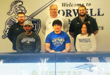 De Leon makes it official, continues kicking career with Saint Francis