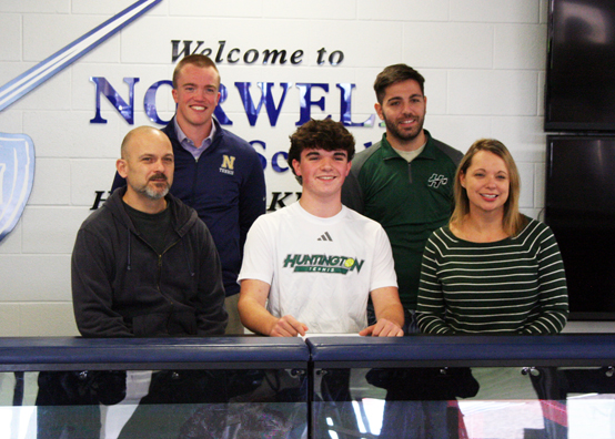 Norwell’s Eddy Archbold Signs with Huntington for Tennis