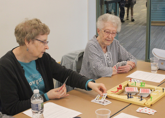 Golden gamers at the library | News Banner