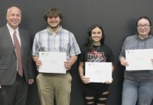 Chamber honors students with Turnaround Awards