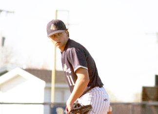 NHS grad Lewis led No. 1 Taylor in NAIA final with start; his 2nd season is only the beginning
