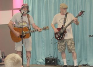 Open Mic Night for musicians, singers and a comic