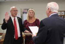 Bluffton marks one year with Mentzer as mayor
