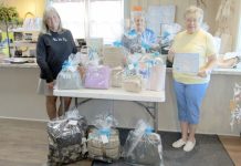 Purse Bingo with the Psi Otes on Monday, Sept. 18