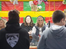 Mouse Game returns to street fair with new prizes, same beloved tricks